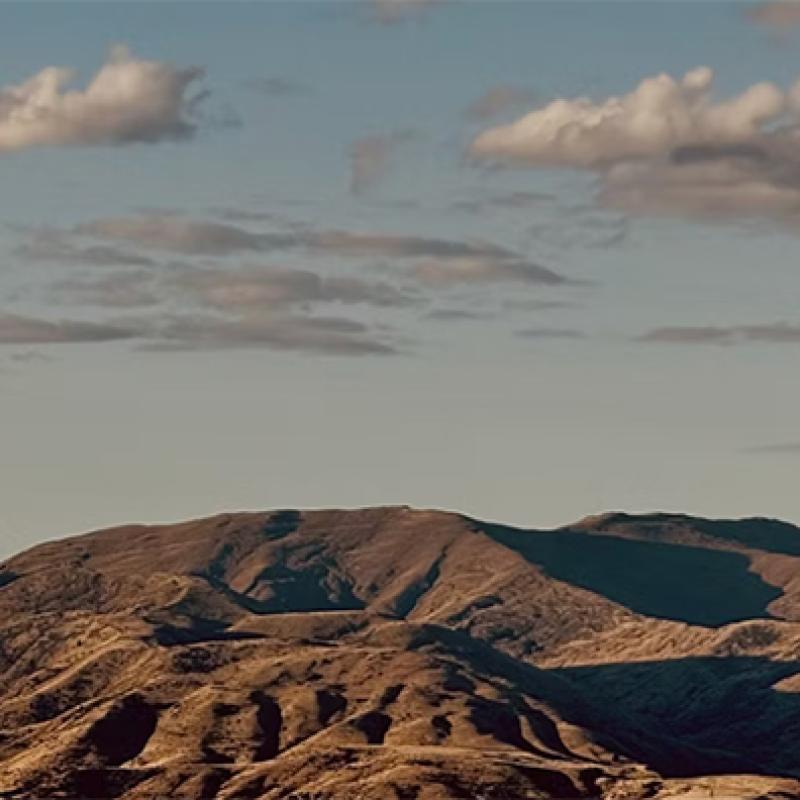 Folding Hill | Central Otago, New Zealand